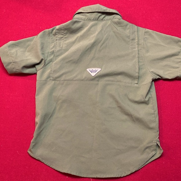 COPY - Like new Columbia fishing shirt - Picture 3 of 3